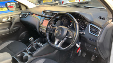 Nissan Qashqai 1.3 DiG-T Acenta Premium 5dr Petrol Hatchback